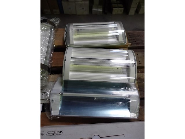 Lot diversen - afbeelding 4 van  17