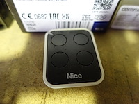 Lot diversen - afbeelding 4 van  9