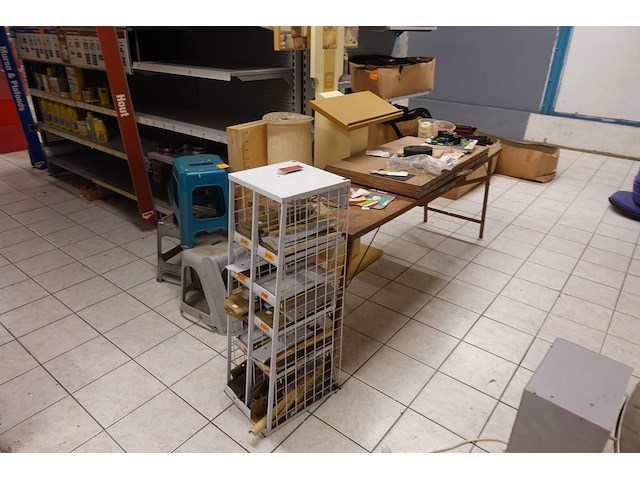 Lot diversen - afbeelding 1 van  8