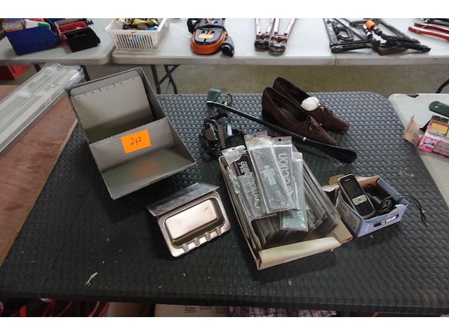 Lot diversen - afbeelding 1 van  5