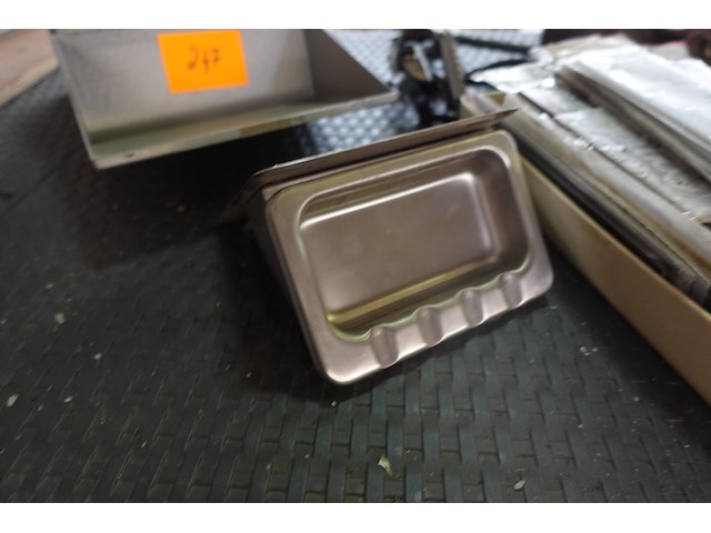 Lot diversen - afbeelding 2 van  5