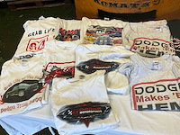 Lot dodge kleding - afbeelding 1 van  4