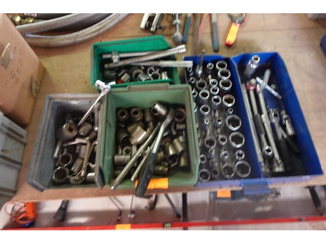 Lot dopsleutels en doppen - afbeelding 1 van  6