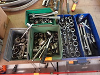 Lot dopsleutels en doppen - afbeelding 1 van  6