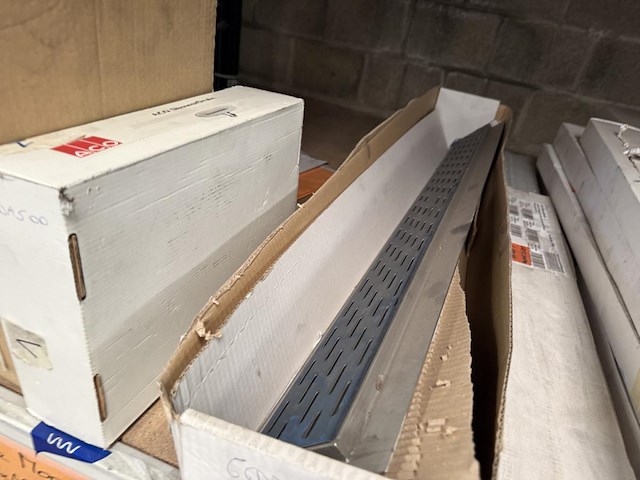 Lot douchegoten / vox finishing trim - afbeelding 10 van  10