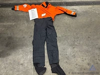Lot droogpakken solas, zonder handschoenen en kappen