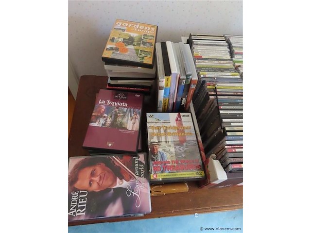 Lot dvd en cd volgens foto - afbeelding 2 van  3