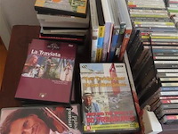 Lot dvd en cd volgens foto - afbeelding 2 van  3