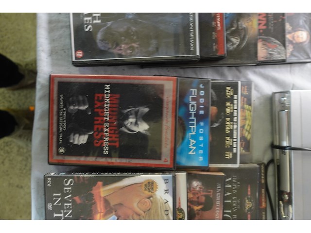 Lot dvd's met dvd speler - afbeelding 7 van  11