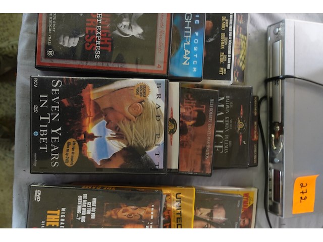 Lot dvd's met dvd speler - afbeelding 8 van  11