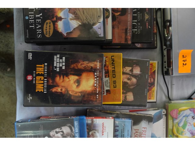 Lot dvd's met dvd speler - afbeelding 9 van  11