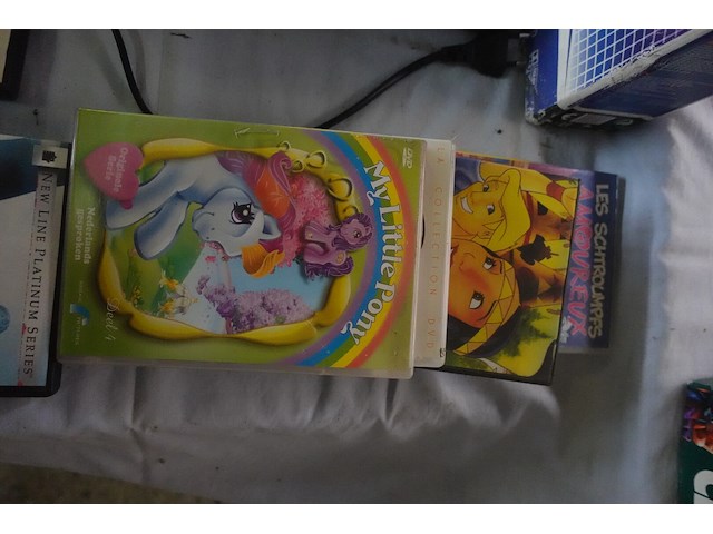 Lot dvd's met dvd speler - afbeelding 11 van  11