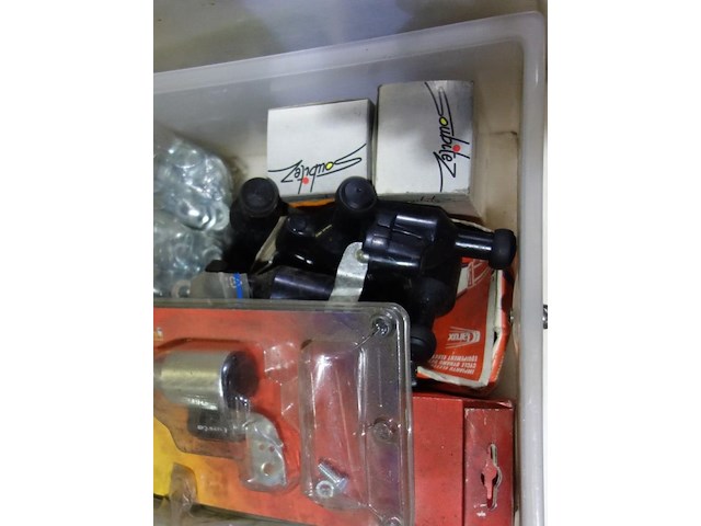 Lot dynamo's - afbeelding 1 van  2