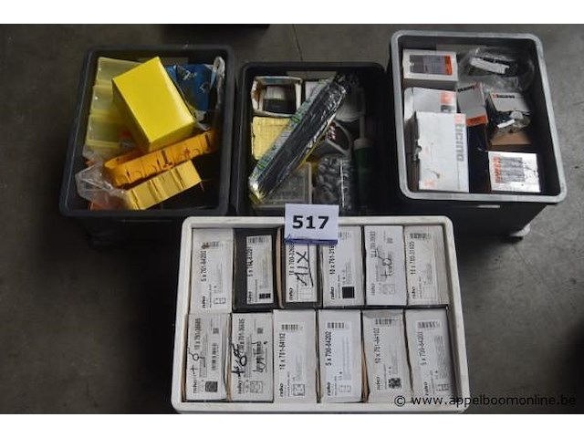 Lot elektramateriaal - afbeelding 3 van  4
