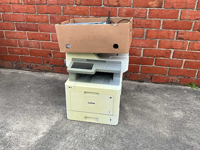 Lot elektronica - afbeelding 2 van  7