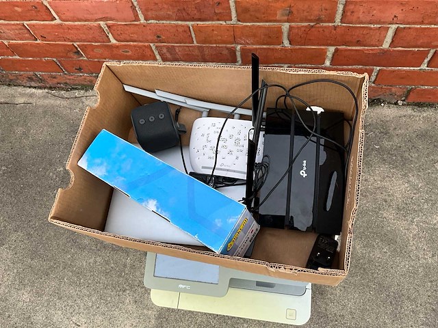 Lot elektronica - afbeelding 3 van  7