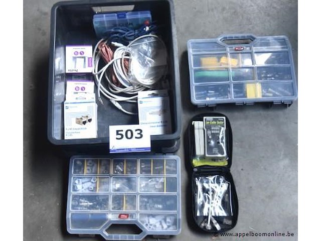 Lot eletramateriaal - afbeelding 2 van  3