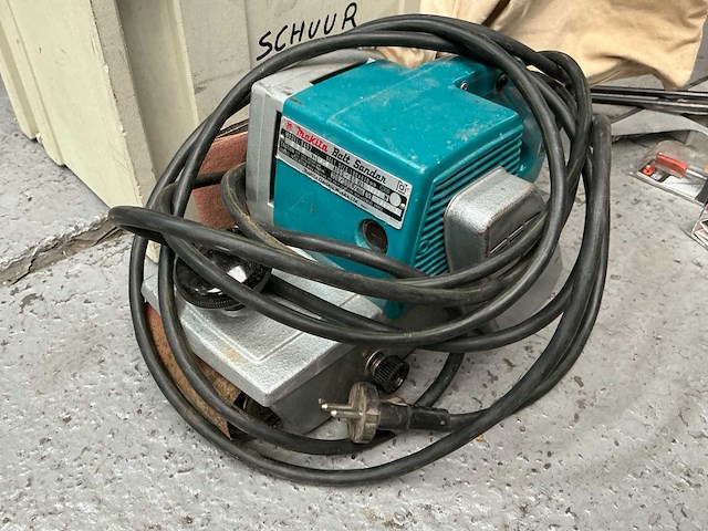 Lot : elu frees/ makita bandfrees / hitachi cirkelzaag overige gereedschappen - afbeelding 6 van  11