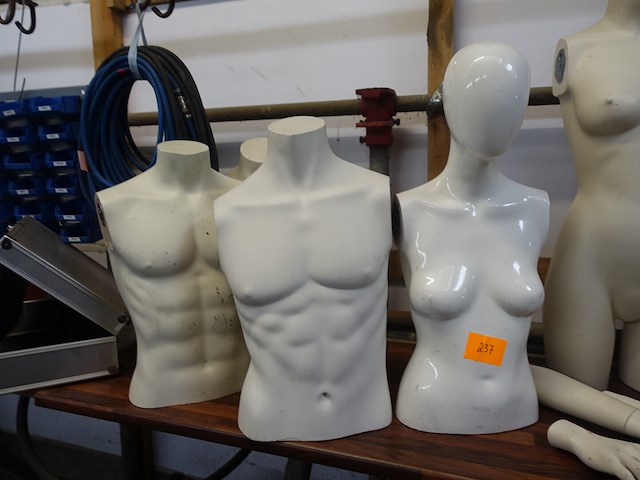 Lot etalagepoppen en ledematen - afbeelding 2 van  8