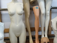 Lot etalagepoppen en ledematen - afbeelding 4 van  8