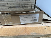 Lot faiences wit 1x 3m² en 1 x 8m² - afbeelding 3 van  4