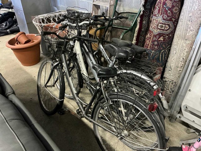 Lot fietsen (5x) - afbeelding 1 van  5