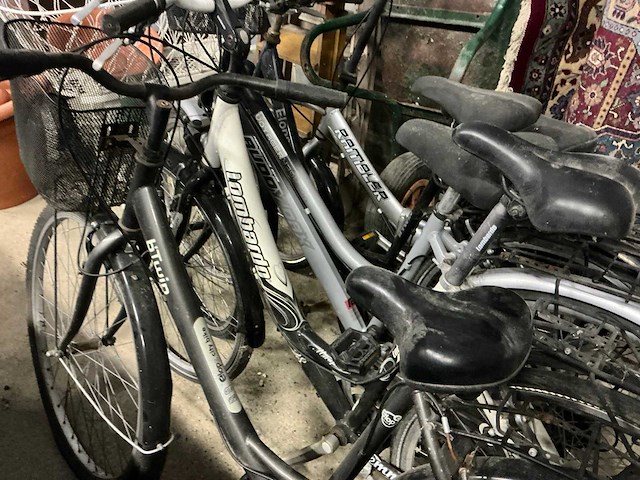 Lot fietsen (5x) - afbeelding 3 van  5