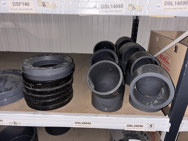 Lot flenzen & koppelstukken - afbeelding 5 van  5