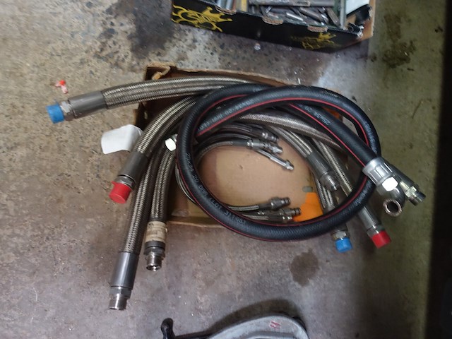 Lot flexibels - afbeelding 1 van  4