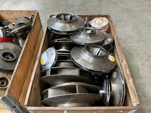 Lot: flowserve / sulzer waaier pompunit (27x) - afbeelding 2 van  8