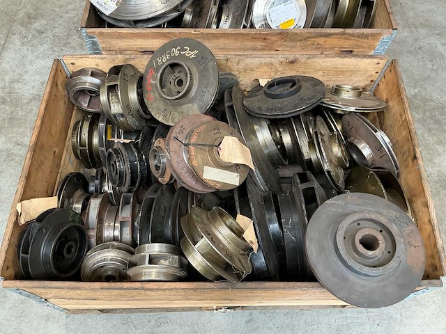 Lot: flowserve / sulzer waaier pompunit (27x) - afbeelding 7 van  8