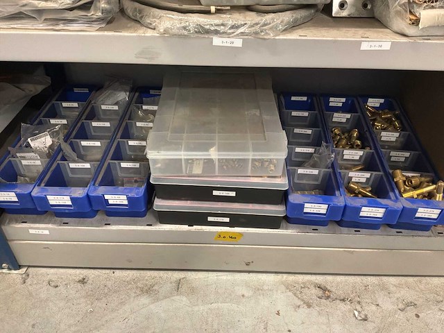 Lot gasinspuiters (539x) - afbeelding 1 van  4