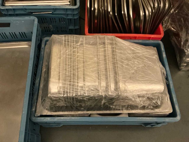 Lot gastronormbakken en deksels - afbeelding 3 van  6