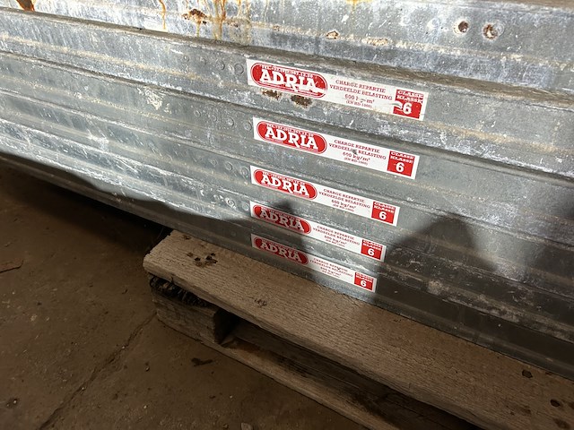 Lot gegalvaniseerde vloerplaten voor stelling (13st) - afbeelding 3 van  4