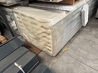Lot geisoleerde dakpanelen plm 6,2m + lichtstraten - afbeelding 11 van  12