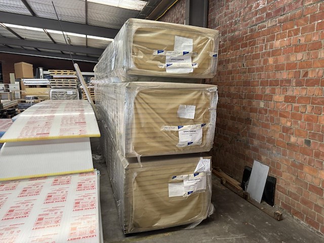 Lot geisoleerde wandpanelen antraciet plm 6,2m - afbeelding 9 van  10