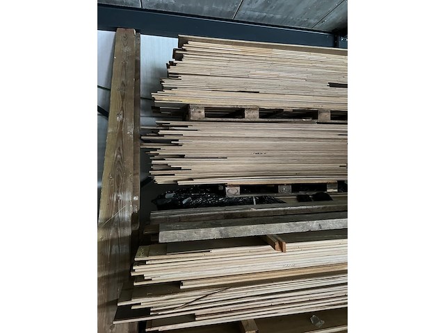 Lot gemengd parket - afbeelding 2 van  3