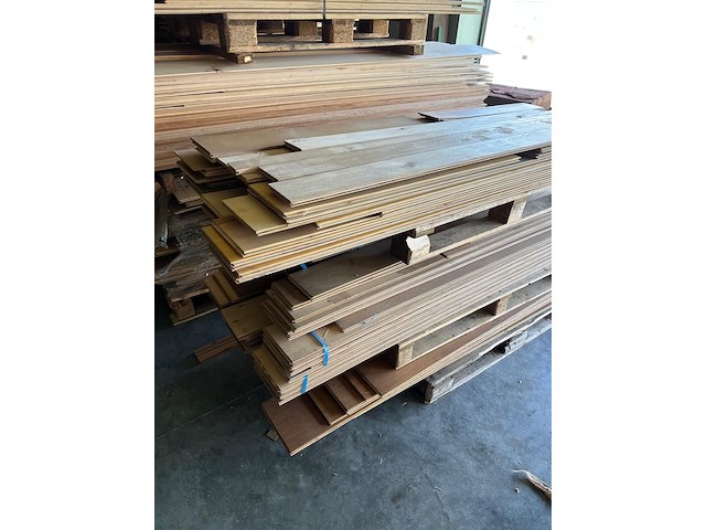 Lot gemengd parket - afbeelding 1 van  2