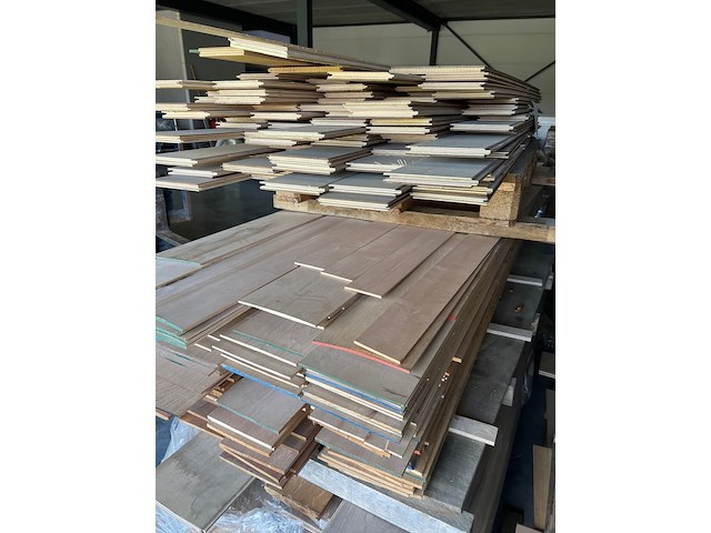 Lot gemengd parket - afbeelding 2 van  3