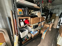 Lot gemengde partij: opslagrekken, elektronica en gereedschap - afbeelding 9 van  33