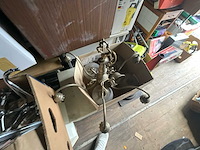 Lot gemengde partij: opslagrekken, elektronica en gereedschap - afbeelding 21 van  33