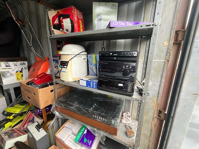 Lot gemengde partij: opslagrekken, elektronica en gereedschap - afbeelding 32 van  33