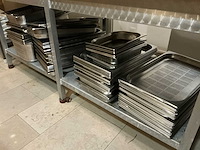 Lot geperforeerde gastronormbakken - afbeelding 1 van  5