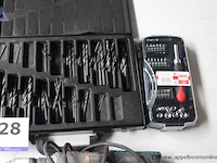 Lot gereedschap wo boormachine bosch, nieuwe boren enz - afbeelding 3 van  4