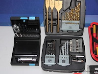 Lot gereedschap wo digitale afstandmeter enz - afbeelding 2 van  3