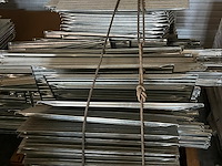 Lot gevalganiseerde bouwhekkens - afbeelding 3 van  6