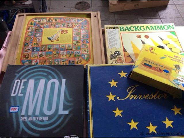 Lot gezelschapsspelen - afbeelding 1 van  3