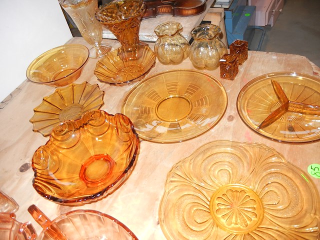 Lot glaswerk (geel) - afbeelding 3 van  4