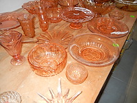 Lot glaswerk (roze) - afbeelding 2 van  4