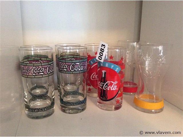 Lot glazen coca cola - afbeelding 1 van  2